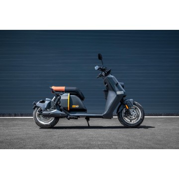 elektro skútr Leramotors C7 skútr