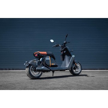 elektro skútr Leramotors C7 skútr