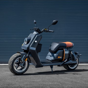 elektro skútr Leramotors C7 skútr