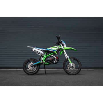 Leramotors By Apollo THUNDER 125cc 17/14 E-Start Zelená