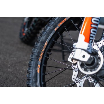 Pitbike Leramotors By Apollo THUNDER 250cc 21/18 Červená