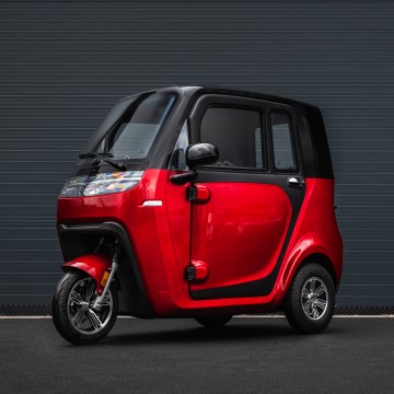 Elektromobil - elektrická tříkolka Leramotors E1 - červená