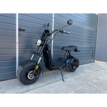 Elektrokoloběžka Lera Scooters C6 2000W Černá