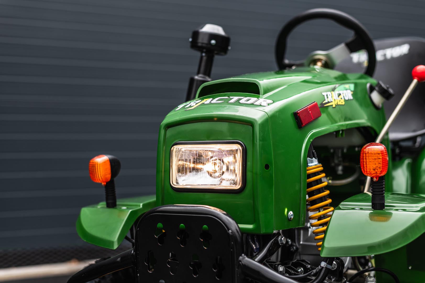 Zahradní traktor Leramotors 110 ccm s vozíkem